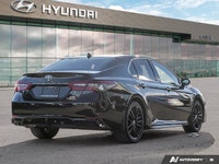 *Leather Seats, Aluminum Wheels, Sunroof, Wireless Charging, Proximity Key!* With a slew of safety f... (image 4)