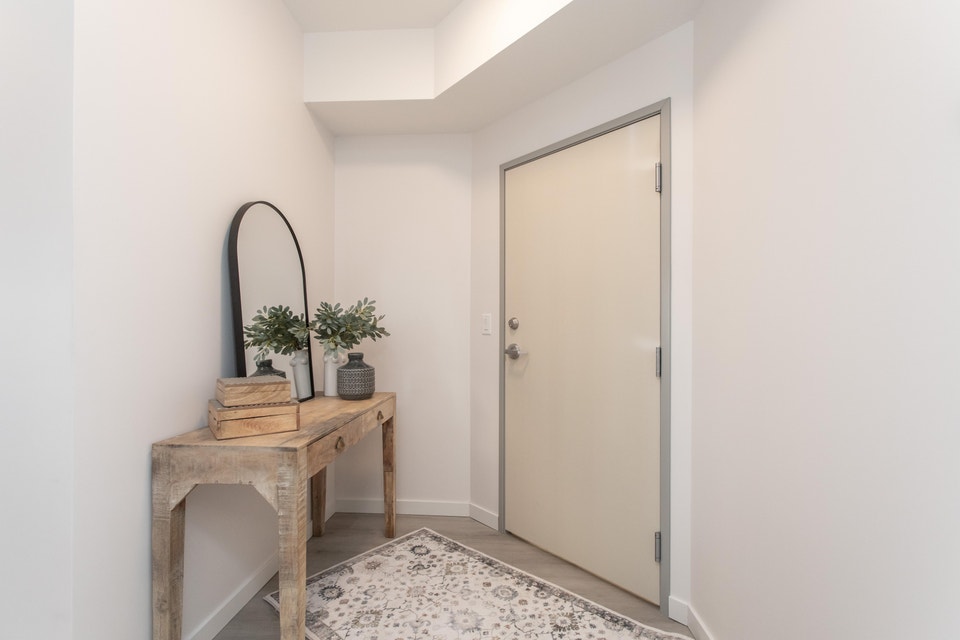 2 Bedroom Apartment **$699 Security Deposit Promo 3