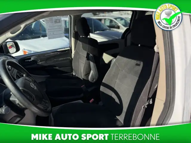 Dodge Grand Caravan Familiale 4 portes SXT 2014 in Cars & Trucks in Laval / North Shore - Image 20