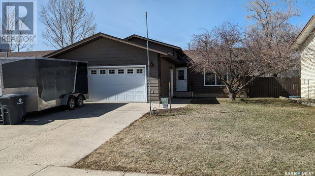 12 Frere STREET Kindersley, Saskatchewan in Houses for Sale in Saskatoon