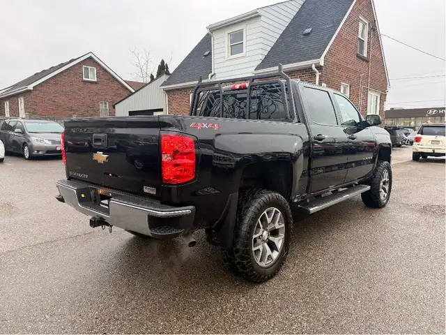2018 Chevrolet Silverado 1500 | Clean CARFAX | Lifted in Cars & Trucks in London - Image 7