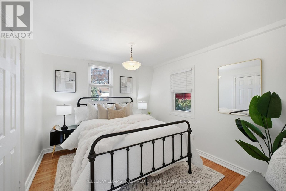 569 Masson Street Oshawa (O'Neill), Ontario, photo 17 of 40