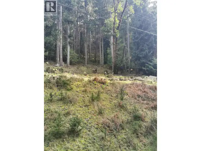 LOT 25 WOOD DALE DRIVE Mayne Island, British Columbia in Land for Sale in Victoria - Image 4