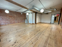 Discover Your Dream Workspace in Downtown Hamilton!