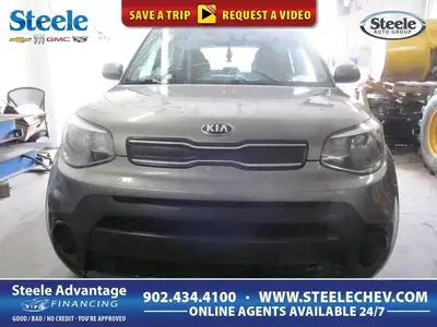 This 2018 Kia Soul LX is a smart choice for drivers who want practicality, easy driving manners, and...