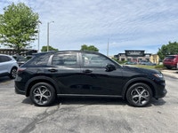 Discover unparalleled versatility and sophisticated design in this 2025 Honda HR-V Sport, presented... (image 3)