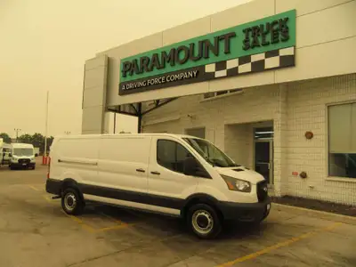 V6 GAS ENGINE, AUTO TRANS, A/C, AM/FM STEREO WITH BLUETOOTH, BACKUP CAMERA, POWER WINDOWS & LOCKS WI...