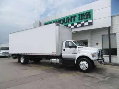 6.7 TURBO DIESEL ENGINE, AUTO TRANS, A/C, AM/FM STEREO WITH BLUETOOTH, BACKUP CAMERA, POWER WINDOWS...