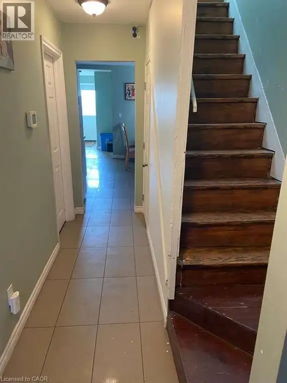 10 FAIRBANK Avenue Toronto, Ontario in Houses for Sale in City of Toronto - Image 10