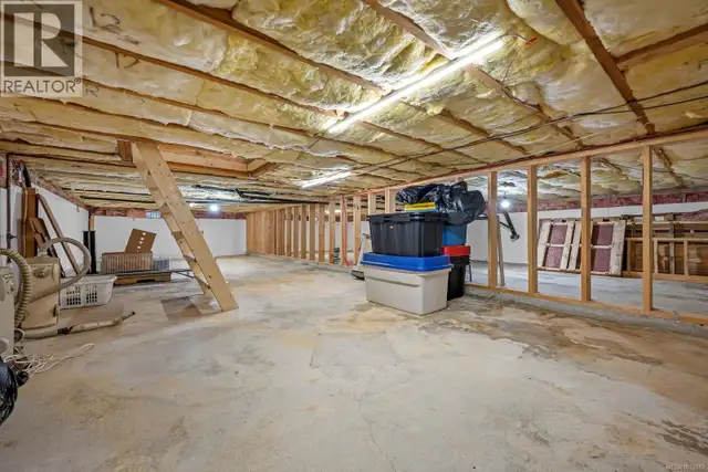 3465 CESSFORD Rd Courtenay, British Columbia in Houses for Sale in Comox / Courtenay / Cumberland - Image 39