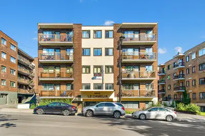 Vivez près de l’Oratoire Saint-Joseph et du Métro – Rent Now!