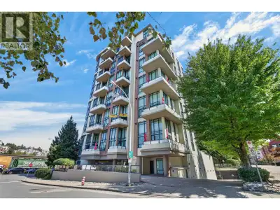 Welcome to Murano Lofts! Experience luxury waterfront living in Quayside with this stunning 1,004 sq...