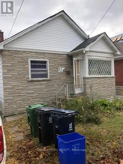 97 BYNG AVENUE Toronto (Willowdale East), Ontario