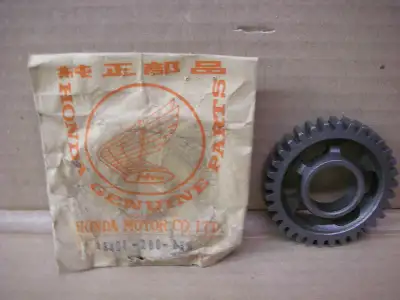 Honda NOS CB/CL350 Transmission Gear 33T 23461-286-030, View more