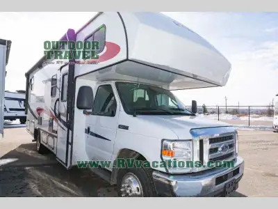 Forest River Forester Classic Class C 2441CD highlights: Full Rear Bathroom Bunk Over Cab U-Shaped D...