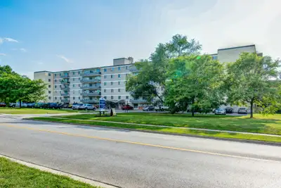 SKYVIEW GLEN APARTMENTS - 822 GLEN STREET, OSHAWA ONTARIO. CURRENT AVAILABILITY: JNR 1 BEDROOM: STAR...