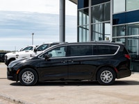 Welcome to 400 Chrysler Dodge Jeep Ram. 3.6L Pentastar V-6 engine - Advanced infotainment system - C... (image 4)