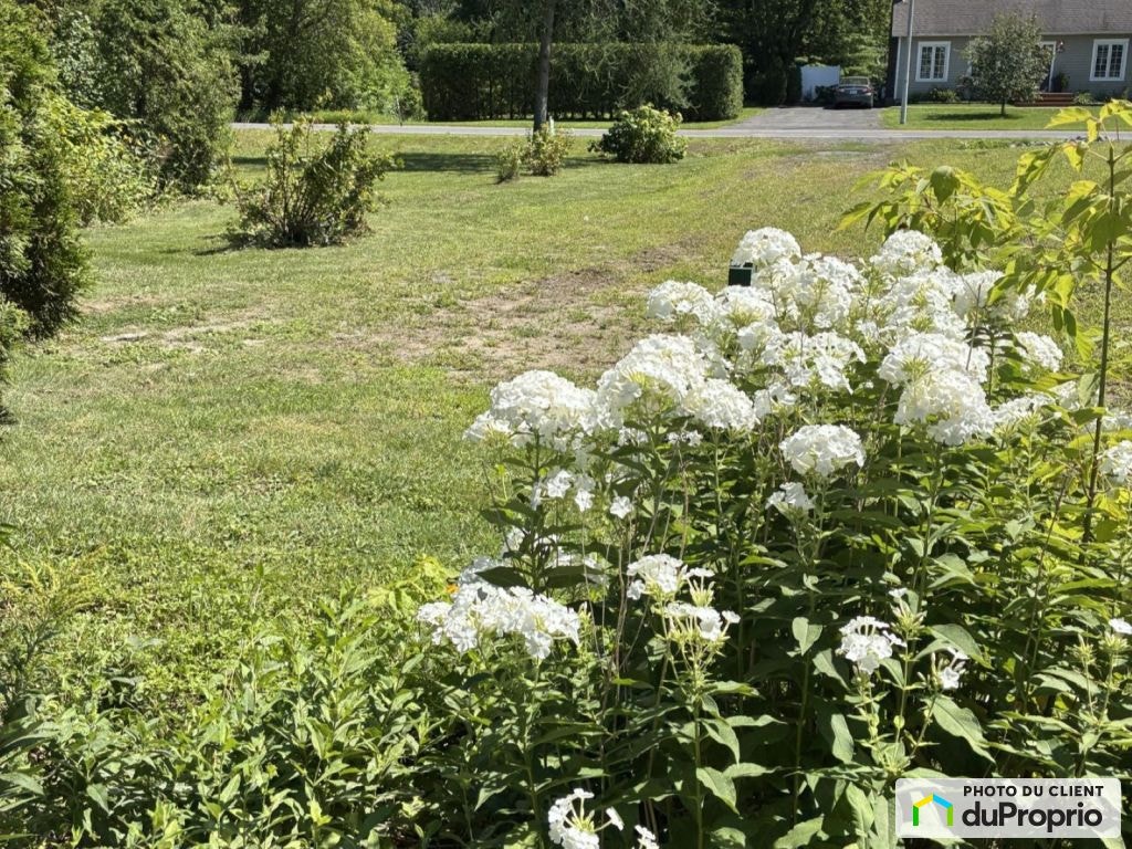 $360,000 - Residential Lot in St-Jean-sur-Richelieu (St-Luc) — photo 2