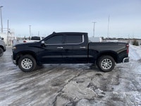 AMVIC Licensed Dealer Heated & Ventilated Front Seats | Heated Rear Seats | Premium Chevrolet Infota... (image 4)