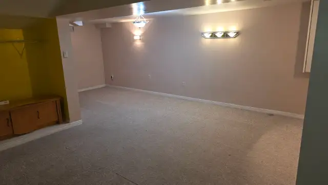 Ajax, Westney & Kingston Rd. Basement Apt. $1150/mo plus.utilite in Long Term Rentals in City of Toronto - Image 16