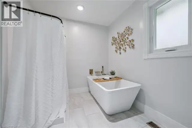 168 BREWERY Street Baden, Ontario in Houses for Sale in Kitchener / Waterloo - Image 27