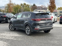 Keyless Ignition - Blindspot Monitoring - Heated & Ventilated Front Seats - Power Liftgate The 2020... (image 2)