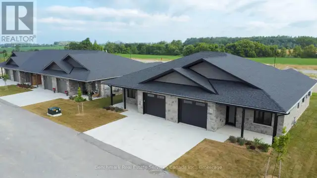 65 CAVALIER CRESCENT Huron-Kinloss, Ontario in Condos for Sale in Grand Bend - Image 3