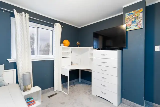 Beautiful 3 Bed, 3 Bath Detached on Home on Chaucer Cres. in Long Term Rentals in Barrie - Image 15