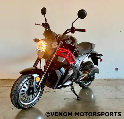 Welcome to the Venom x21 50cc Automatic Motorcycle. The Venom x21 is a 49.4cc Moped / Scooter that h...
