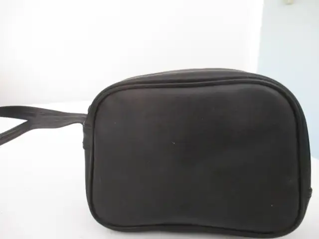 Binoculars475931826077706244