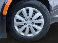 This Chrysler Pacifica has a powerful Regular Unleaded V-6 3.6 L/220 engine powering this Automatic... (image 6)