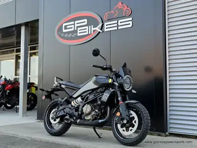 Rebate applied. Choose either 2.99% APR financing for 60 months OAC or $1,000 factory rebate till Ma...