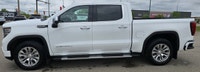 Welcome to Capital GMC! The All New GMC Sierra has been redefined from Hood to Hitch. This 4WD White... (image 1)