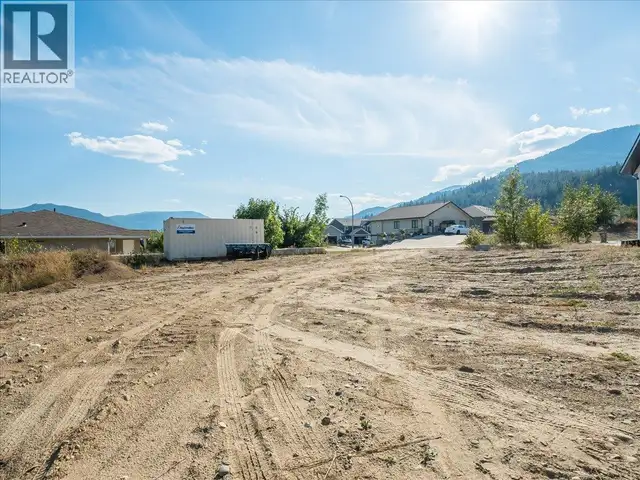 4009 Grandview Drive Castlegar, British Columbia in Land for Sale in Nelson - Image 21