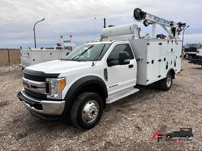 Countryside Fleet 2017 Ford F550 Regular Cab 4x4 Service Truck + 6.7L PowerStroke Diesel + 4x4 W/ Au...