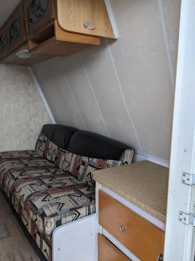 2007 Wolfpack by Cherokee Hunters edition Camper in Travel Trailers & Campers in Prince Albert - Image 7