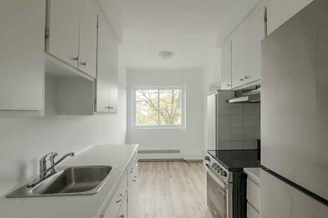 809 Bloomfield Avenue — photo 1