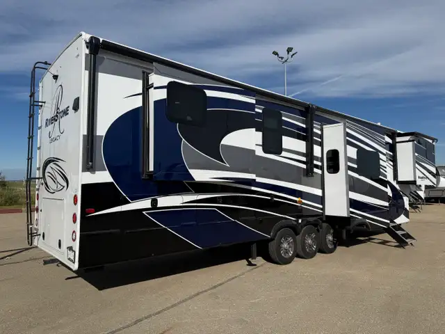 2024 Forest River RIVERSTONE 421 FK in Travel Trailers & Campers in St. Albert - Image 22