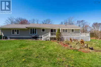 Welcome to 29 Lent Road, Weymouth North. This beautifully maintained bungalow sits on 6.9 acres, jus...