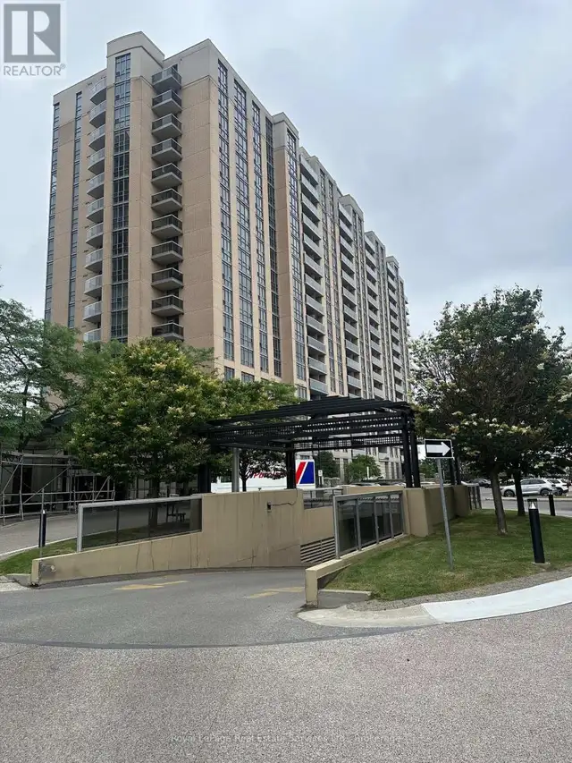 1239 - 18 MONDEO DRIVE Toronto (Dorset Park), Ontario63005673891073121