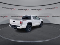 This Toyota Tacoma has a strong Gas V-6 3.5L engine powering this Automatic transmission. Dealer Cer... (image 8)