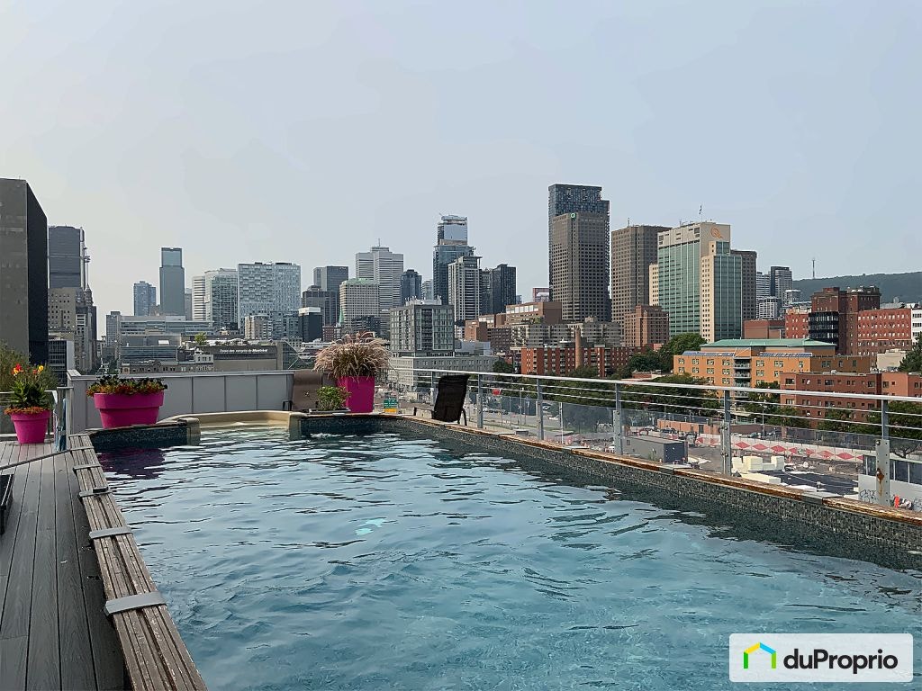 $429,900 - Condominium in Ville-Marie (downtown, old Mtl) — photo 1