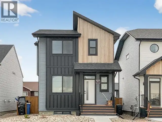302 Uplands Boulevard N Lethbridge, Alberta in Houses for Sale in Lethbridge - Image 2