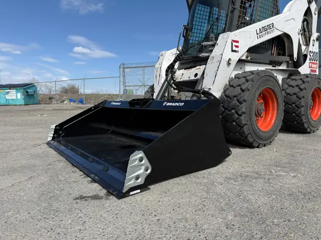 BRADCO SKID STEER BUCKETS - CONSTRUCTION SERIES HD in Heavy Equipment in Calgary - Image 3