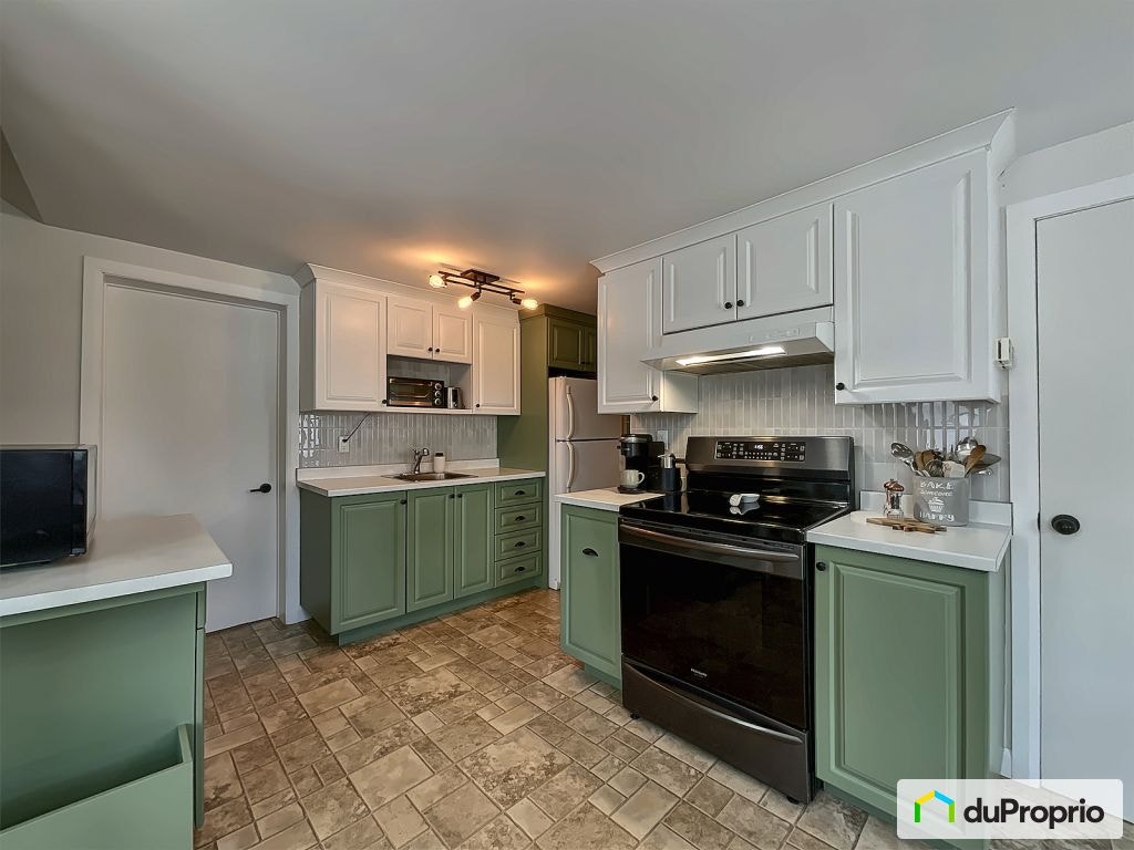 $275,000 - 1 1/2 Storey for sale in Plessisville — photo 2
