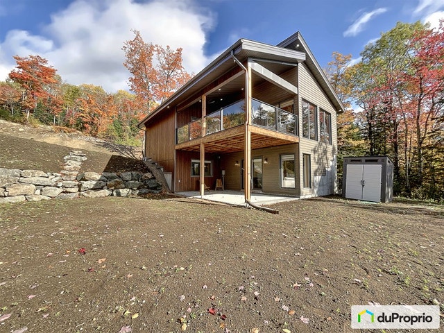 $735,000 - 2 Storey for sale in Petite-Riviere-St-Francois — photo 1