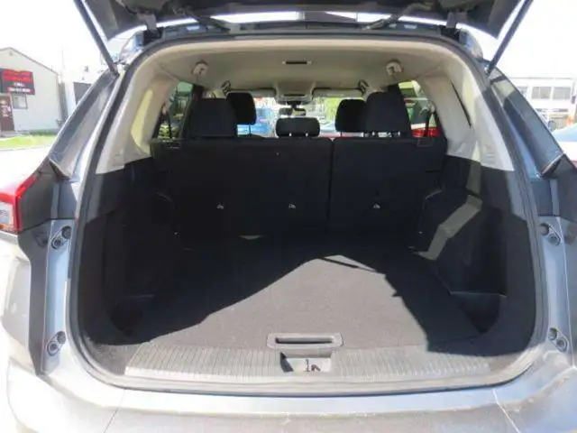 2024 Nissan Rogue S AWD - Heated Seats/Wheel/Remote Start/Camera in Cars & Trucks in Winnipeg - Image 17