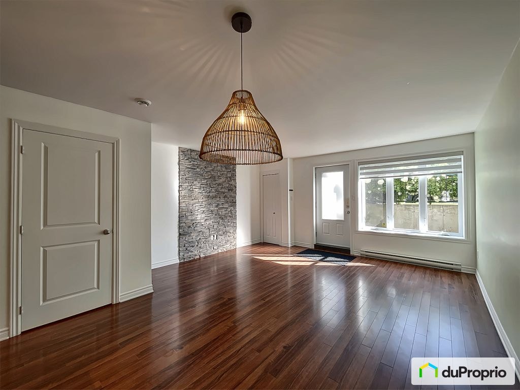 $379,000 - Condominium for sale in Laval-des-Rapides — photo 2