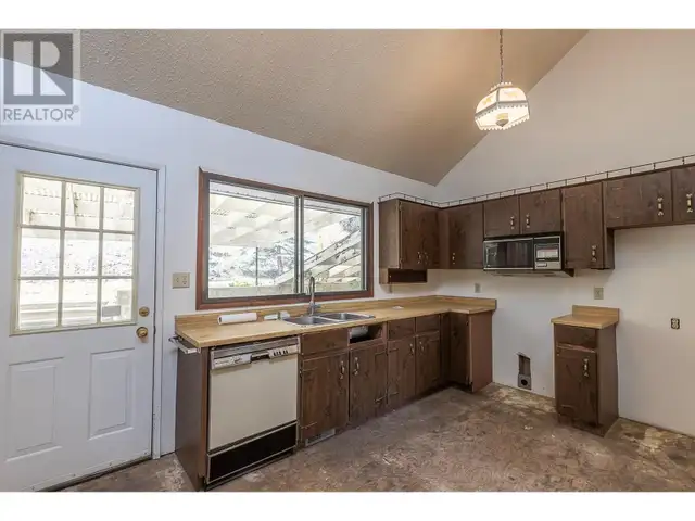 6602/6594 Goose Lake Road Vernon, British Columbia in Houses for Sale in Vernon - Image 12