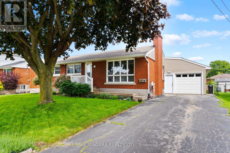 125 HAMPTON AVENUE Port Colborne, Ontario Houses for Sale St